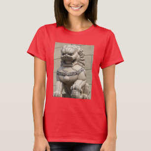 Chinese Female Guardian Lion Foo Dog 石獅 T-Shirt