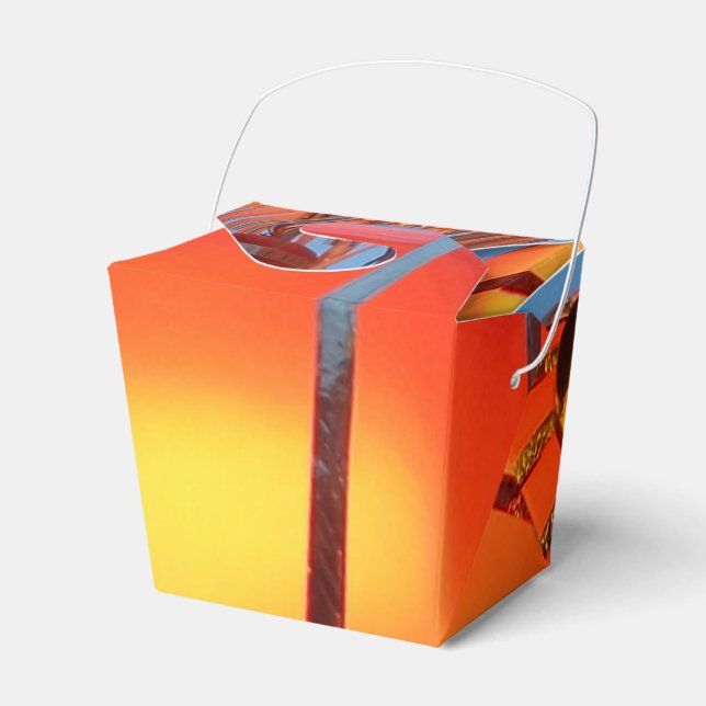 Chinese Lantern Take Out Favour Box (Front Side)