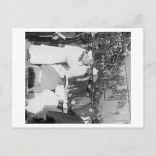 Chinese Mourners at Burial Service for "High Lee Postcard