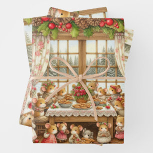 Chistmas family of mouses wrapping paper sheet