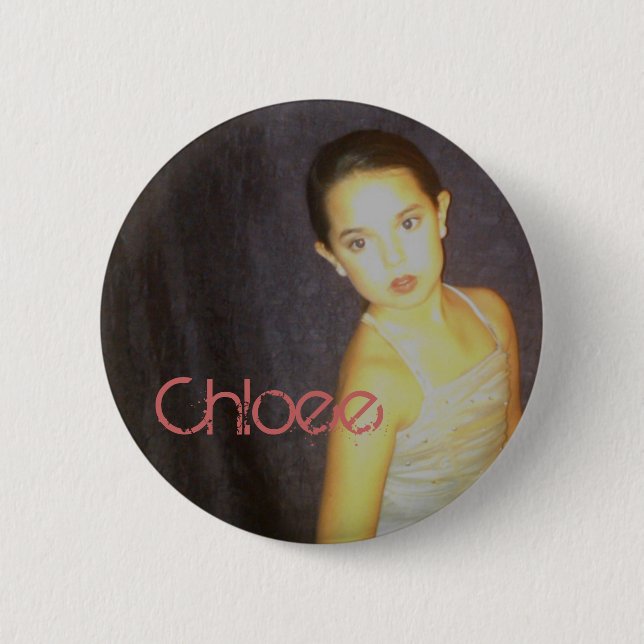Chloee 6 Cm Round Badge (Front)