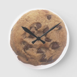chocolate-chip-cookie- round clock