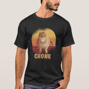 Chonk Vintage Scale Cat Meme   Cat Mum   Cat Dad   T-Shirt