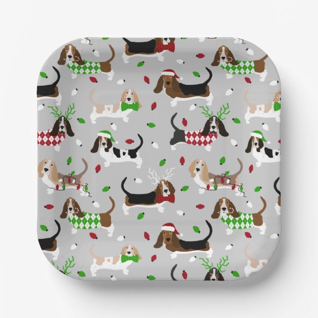 Christmas Basset Hound Paper Plate (Front)