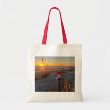 Christmas beach scene tote bag
