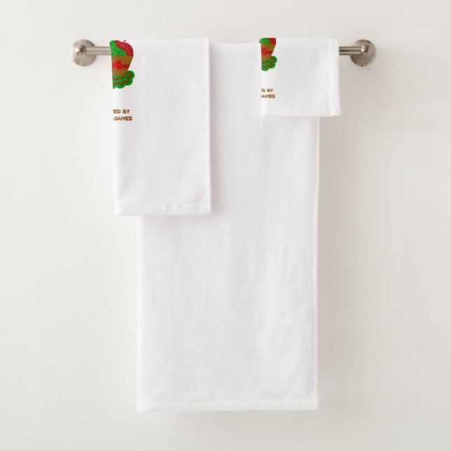 Christmas Cupcake Bathroom Towel Set (Insitu)