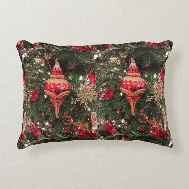 **CHRISTMAS DECORATIONS** CHRISTMAS DECORATIVE CUSHION (Front)