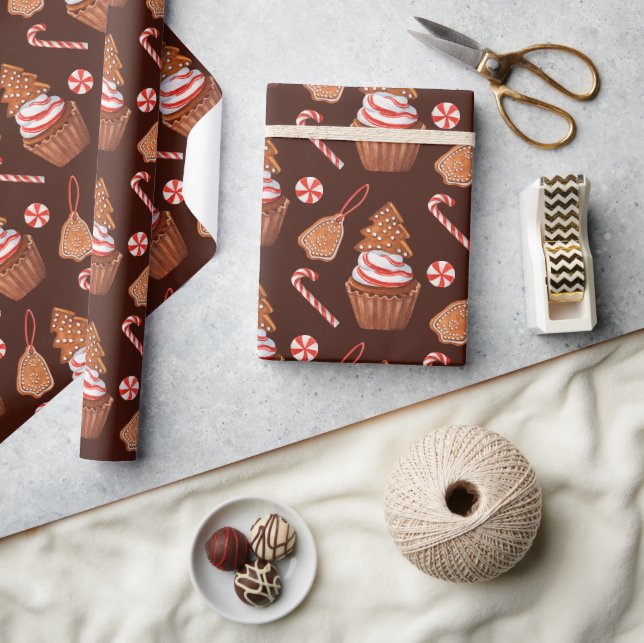 Christmas Gingerbread Cookie Cupcake Wrapping Paper (Crafts)
