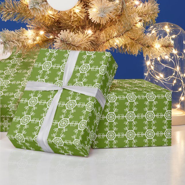 Christmas green and white snowflake pattern wrapping paper (Holidays)
