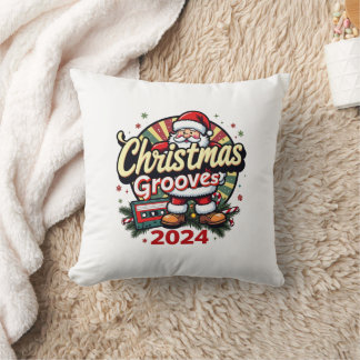 Christmas Grooves Retro Pillow: Cosy Holiday Nosta Cushion
