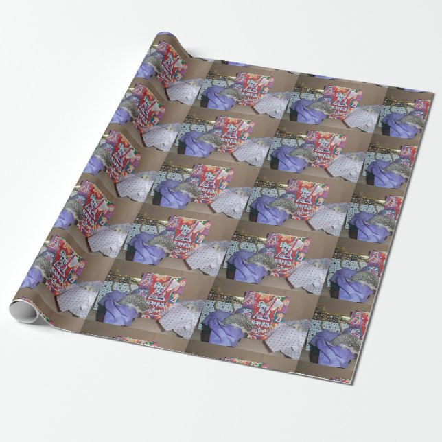 Christmas hedgehog wrapping paper (Unrolled)