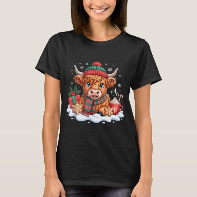 Christmas Highland Cow Cute Heifer Cow Santa Hat M T-Shirt (Front)