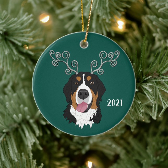 Christmas Holiday Bernese Mountain Dog  Ceramic Tree Decoration (Tree)