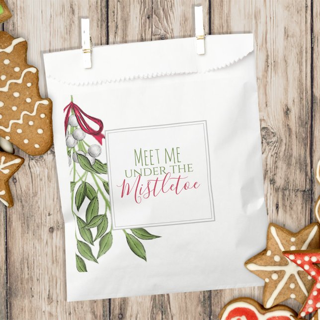Christmas Holiday Mistletoe Cute Whimsical Elegant Favour Bags (Creator Uploaded)