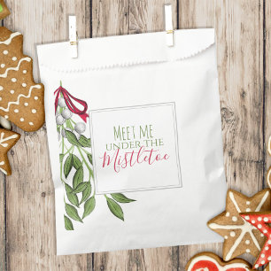 Christmas Holiday Mistletoe Cute Whimsical Favour Bags