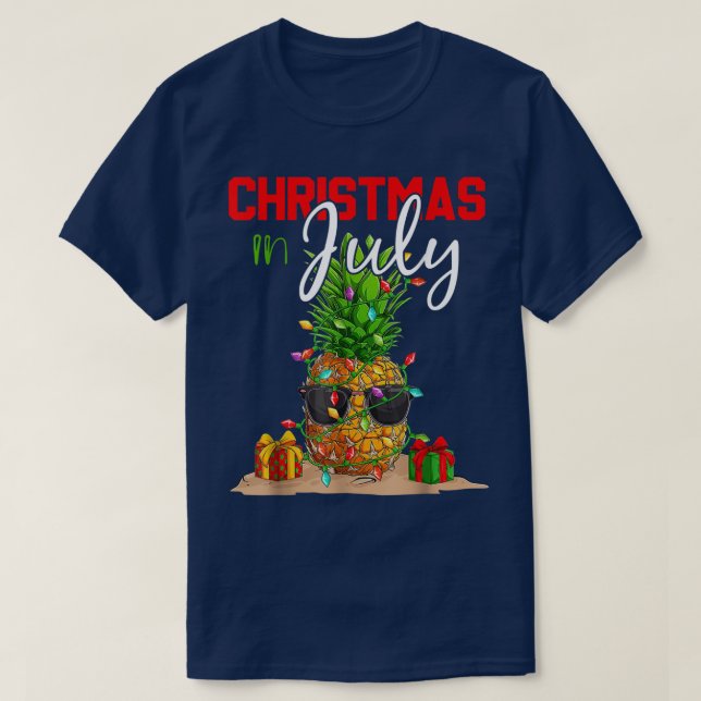 Christmas In July  Pineapple Xmas Tree Summer Vaca T-Shirt (Design Front)