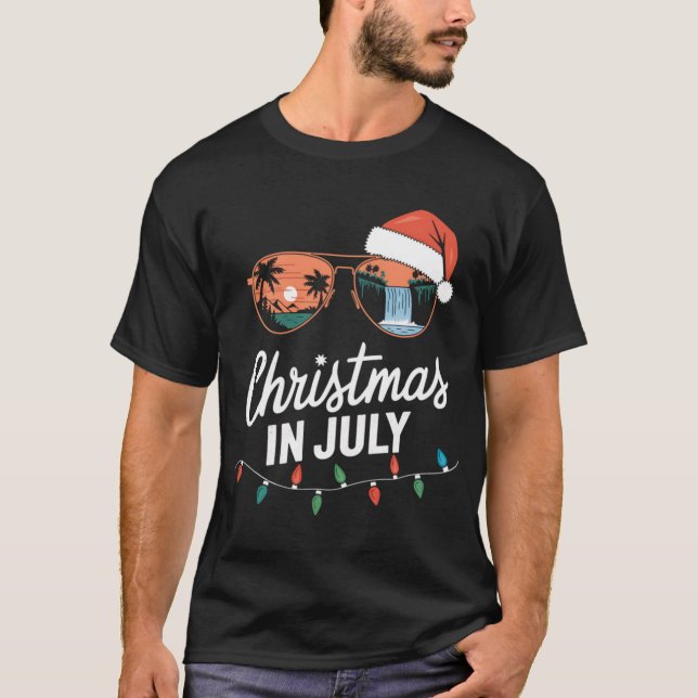 Christmas In July Santa Hat Sunglasses Summer Vaca T-Shirt (Front)