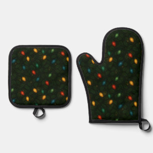 Christmas lights wrapped in holly leaves patterned oven mitt & pot holder set