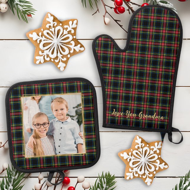 Christmas Plaid Custom Gold Photo Grandma Family Oven Mitt & Pot Holder Set (Creator Uploaded)