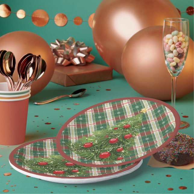 Christmas Plaid Green, White, with Red Paper Plate (Multi)