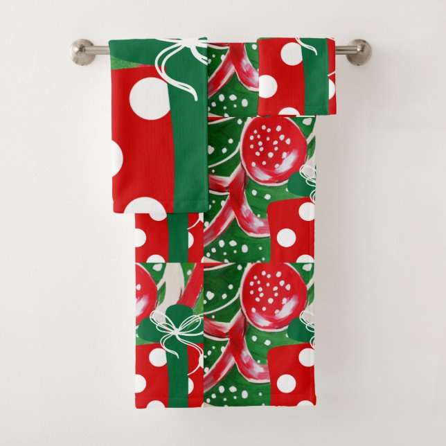 Christmas Present Bath Towel Set (Insitu)