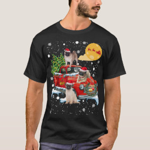 Christmas Pug Dog With Vintage Red Truck Funny Xma T-Shirt