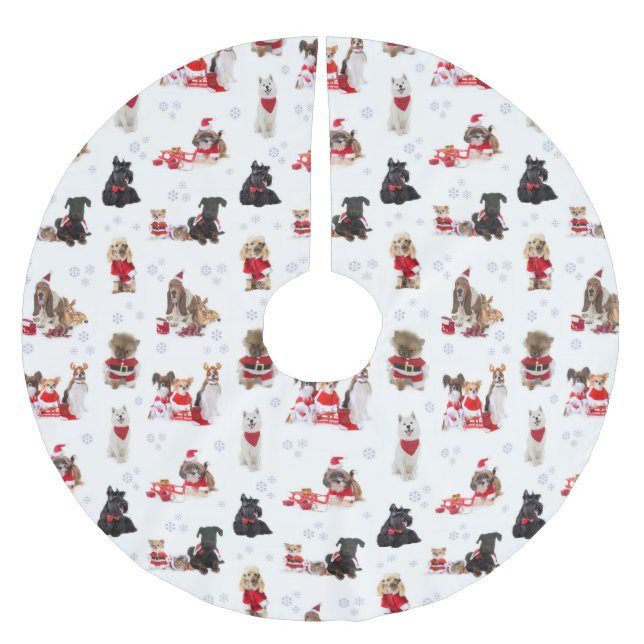 CHRISTMAS PUPS BRUSHED POLYESTER TREE SKIRT (Front)