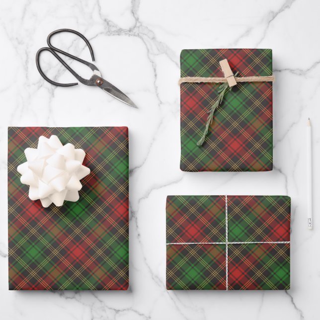 Christmas red green tartan plaid diagonal pattern wrapping paper sheet (Front)