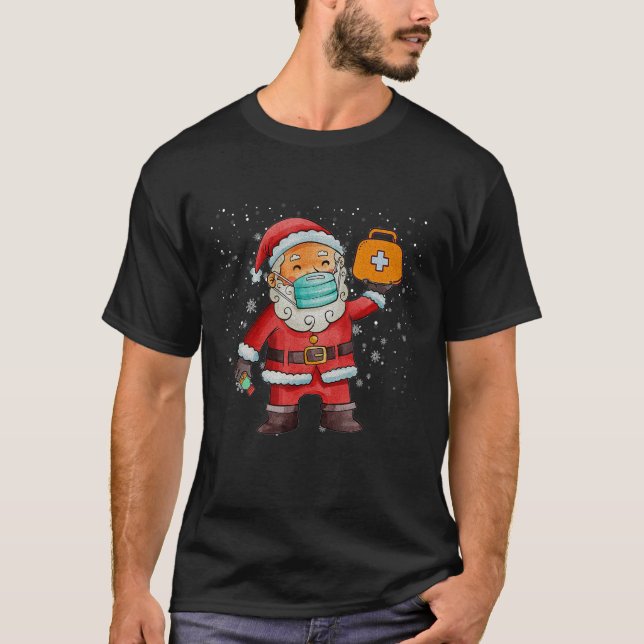 Christmas Santa Nurse With Stethoscope And Syringe T-Shirt (Front)