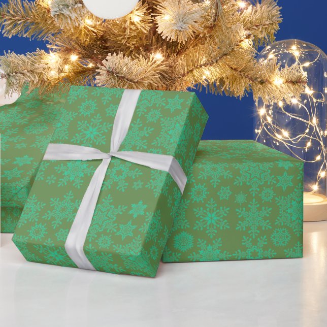 Christmas Snowflakes Wrapping Paper (Holidays)