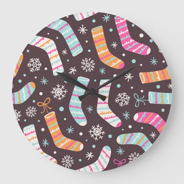 Christmas socks and snowflakes: vintage pattern large clock (Front)