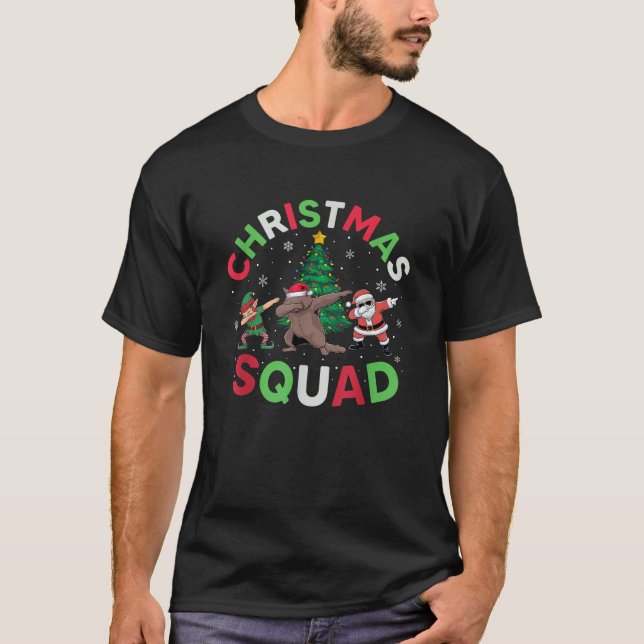 Christmas Squad Santa Maine Coon Elf Dabbing Match T-Shirt (Front)