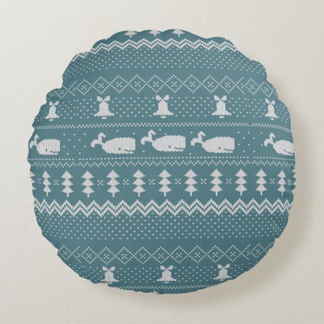 Christmas Sweater Knitted Pattern Whale Rustic Round Cushion (Front)