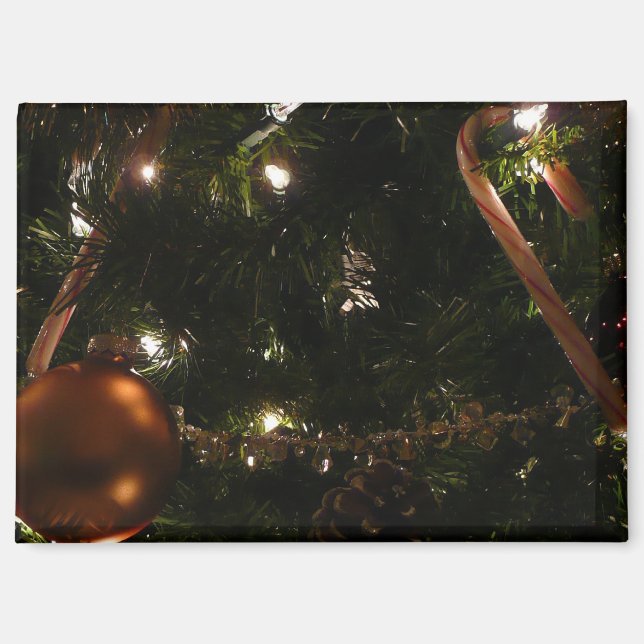 Christmas Tree III Holiday Scene Magnet (Front)