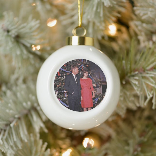 Christmas Tree President John Kennedy & Jacqueline Ceramic Ball Christmas Ornament (Tree)