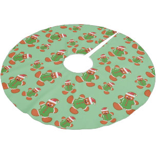 Christmas Tree skirt Gingerbread Men on Plaid bkg