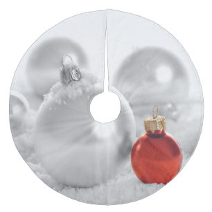 Christmas Tree Skirt/Ornaments and Snow Fleece Tree Skirt