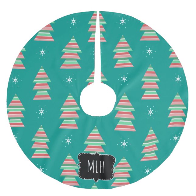 Christmas Tree Stripes Snowflakes Family Initial Brushed Polyester Tree Skirt (Front)