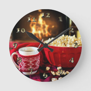 Christmas Treet - Popcorn and Hot Cider Round Clock