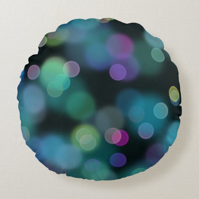 Christmas Twilight Pattern on Midnight Blue Round Cushion (Front)