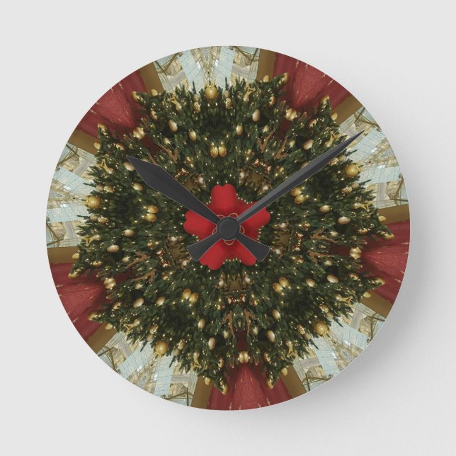 Christmas Wreath Red Green Gold with Red Star Round Clock (Front)