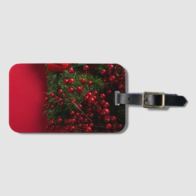 christmas wreath with red berries          luggage tag (Front Horizontal)