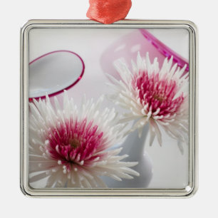 Chrysanthemums Metal Tree Decoration