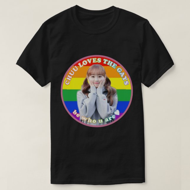 CHUU LOVES THE GAYS Sticker.png T-Shirt (Design Front)
