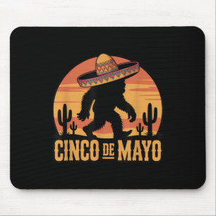 Cinco De Mayo Bigfoot Sombrero Desert Sunset Mouse Mat