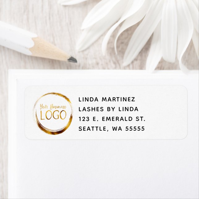 Circle Business Logo on White Promo (Insitu)