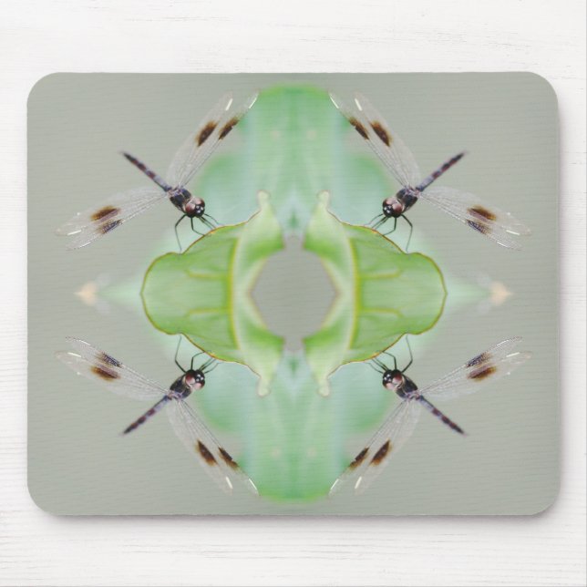 Circle of Dragonflies Mouse Mat (Front)