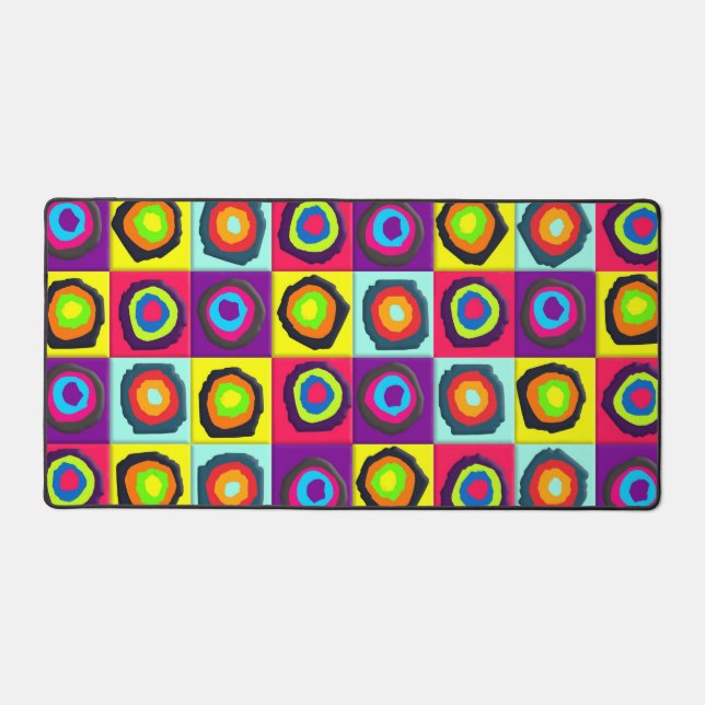 Circles pattern desk mat (Front)