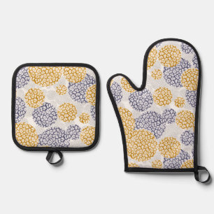 Circles with yellow and blue leopard skin print oven mitt & pot holder set
