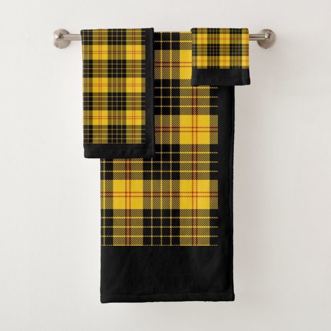 Citrus Yellow and Black Plaid Bath Towel Set (Insitu)
